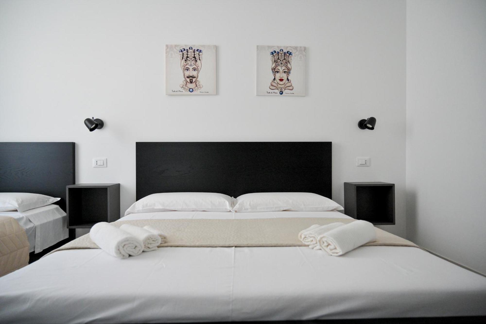 B&B Dreaming Avola Bagian luar foto