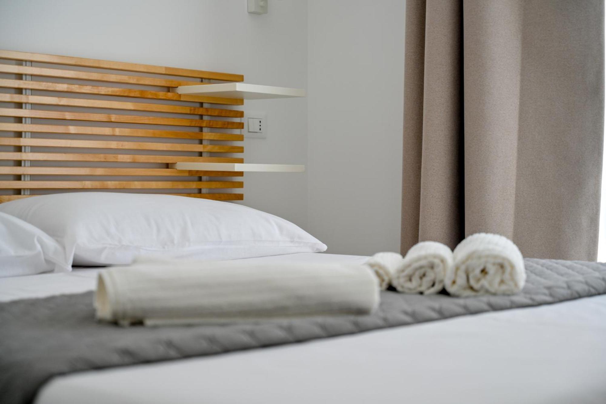 B&B Dreaming Avola Bagian luar foto