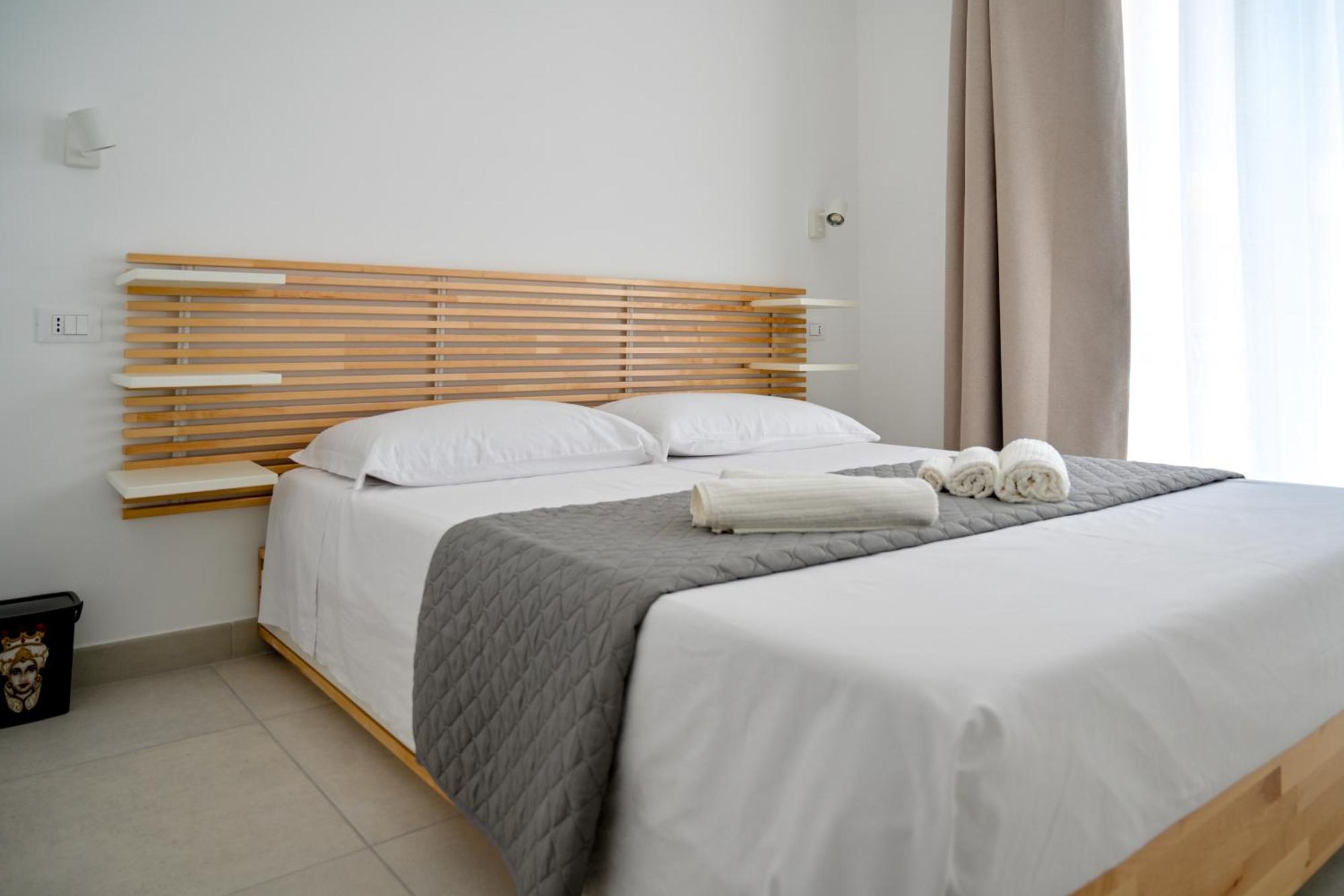 B&B Dreaming Avola Bagian luar foto